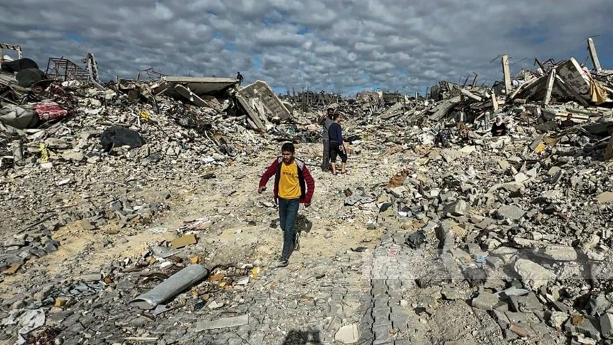 Lebih dari 2.000 Bangunan Rusak di Gaza Rawan Runtuh, Warga Terancam