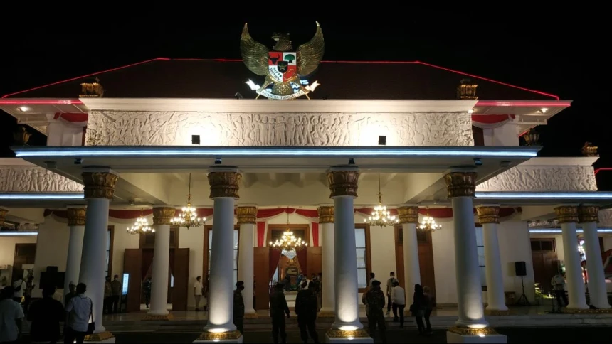 Ini Sejarah Gedung Negara Grahadi, Tempat Silaturahim PBNU dan PWNU se-Indonesia