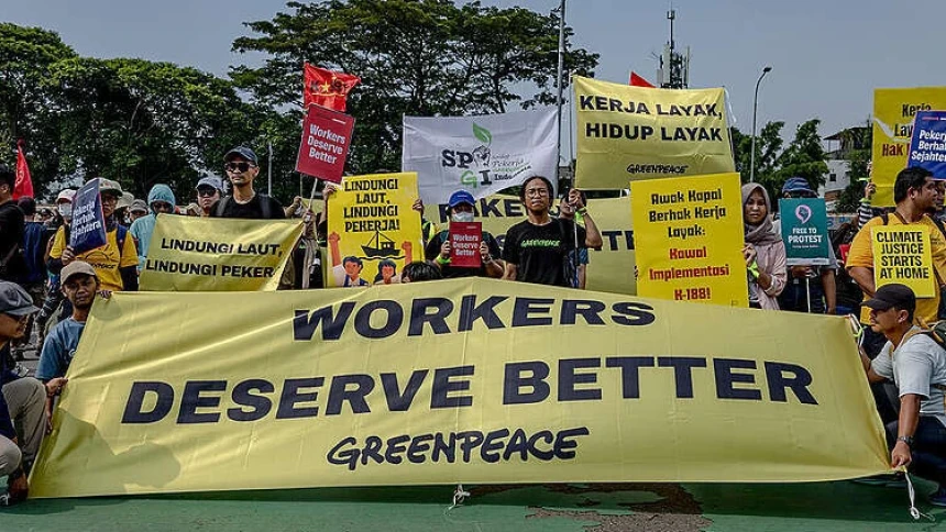 May Day 2026, Greenpeace Soroti Hak Pekerja di Tengah Krisis Iklim