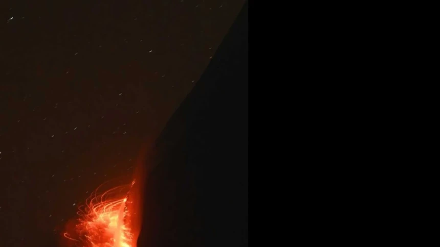 Gunung Ili Lewotolok di NTT Erupsi, Semburan Abu Capai 500 Meter