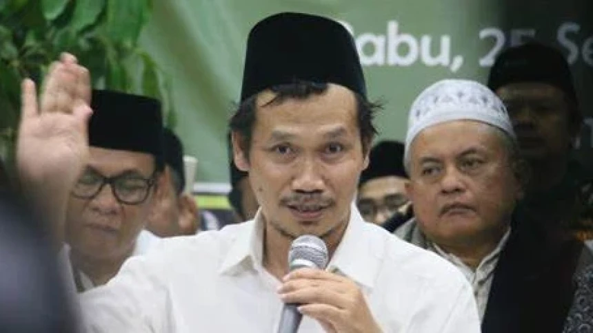 Gus Baha Jelaskan Pentingnya Orang Tua Didik Hal Baik kepada Anak