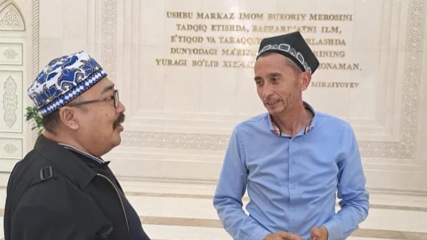 Ziarah ke Makam Imam Bukhari, Gus Fahrur Kenang Jasa Bung Karno
