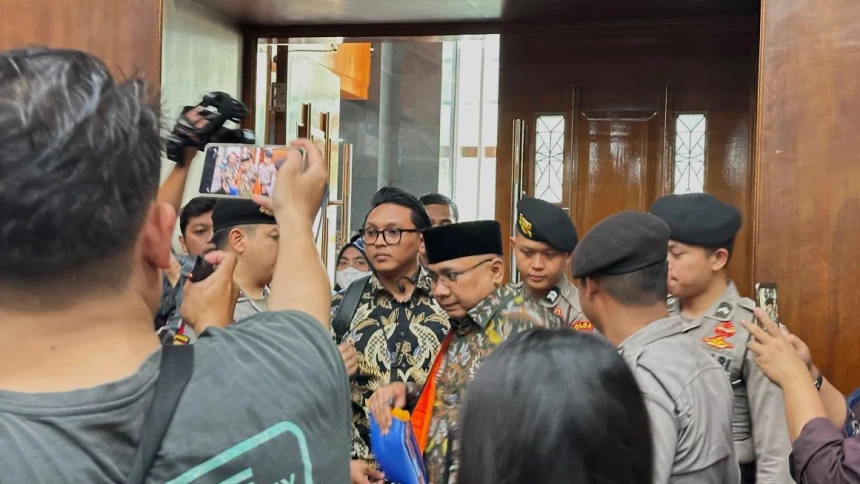 Bacakan Eksepsi, Gus Yaqut Nilai Dakwaan Campuradukkan Kebijakan Menteri dan Bantah Perintahkan Korupsi Kuota Haji 2023-2024