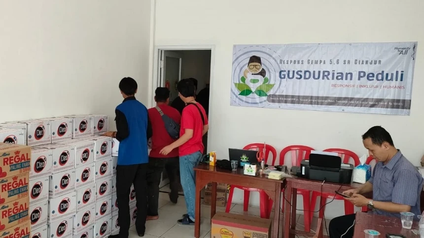 Agar Tepat Sasaran, Titipkan Bantuan Korban Gempa Cianjur di Posko Relawan