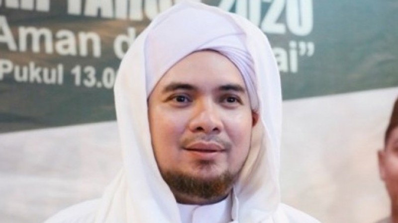 Habib Jindan bin Novel Ingatkan Jangan Lengah Bersyukur
