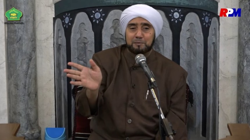 Habib Syech: Mumpung Rajab, Mari Perbanyak Istighfar