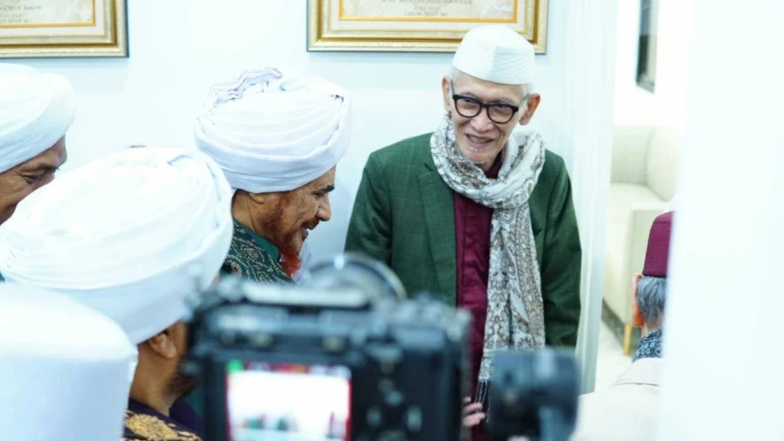 Habib Umar bin Hafidz Kunjungi PBNU, Ada Tiga Agenda di Dalamnya