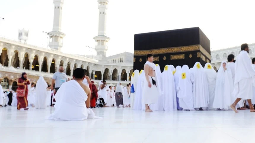 Kemenhaj Belum Larang Umrah, Jamaah Diimbau Pilih Penerbangan Langsung