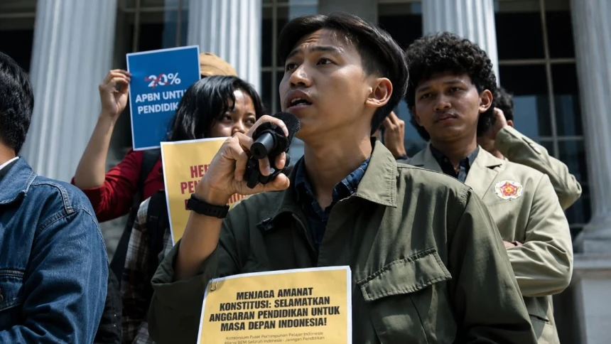 Guru Honorer Sebut Jurang Kesejahteraan Semakin Terasa Akibat Program MBG