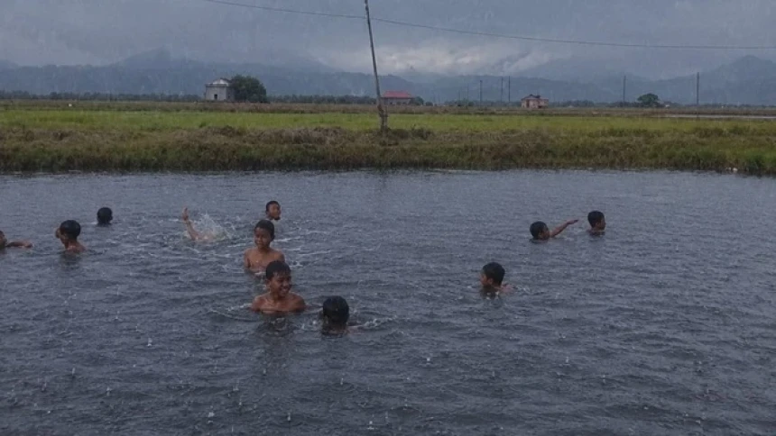 Hujan Kembali Turun, Warga Pesisir Maros Berharap Empang dan Persediaan Air Pulih