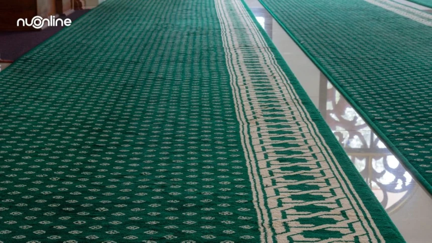 Karpet Masjid Terkena Najis, Apakah Cukup Dijemur?