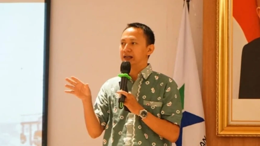 Guru Honorer Non-ASN Penyelamat Pembelajaran di Tengah Krisis dan Ketimpangan Guru ASN