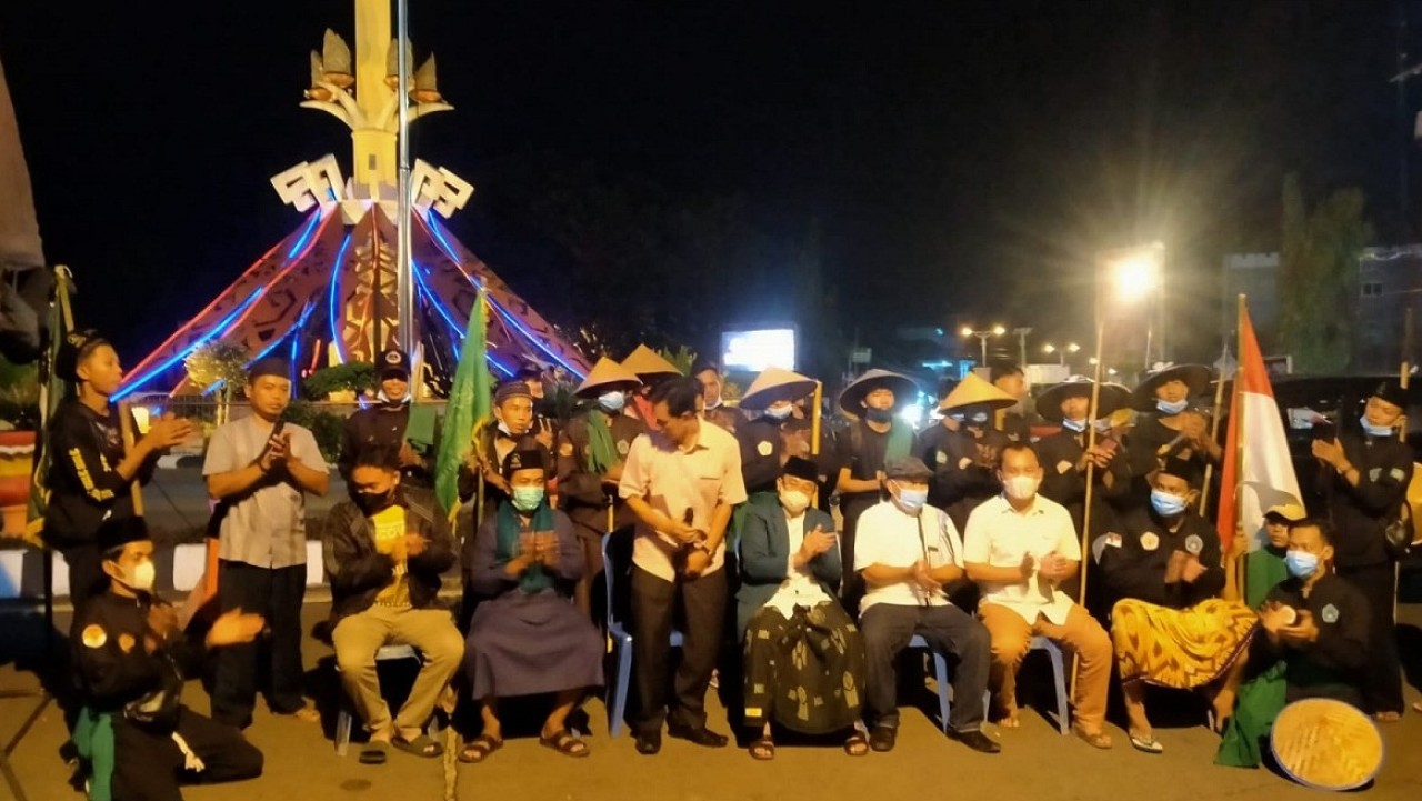 Songsong Muktamar, 34 Pendekar Pagar Nusa Lampung Jalan Kaki ke PBNU