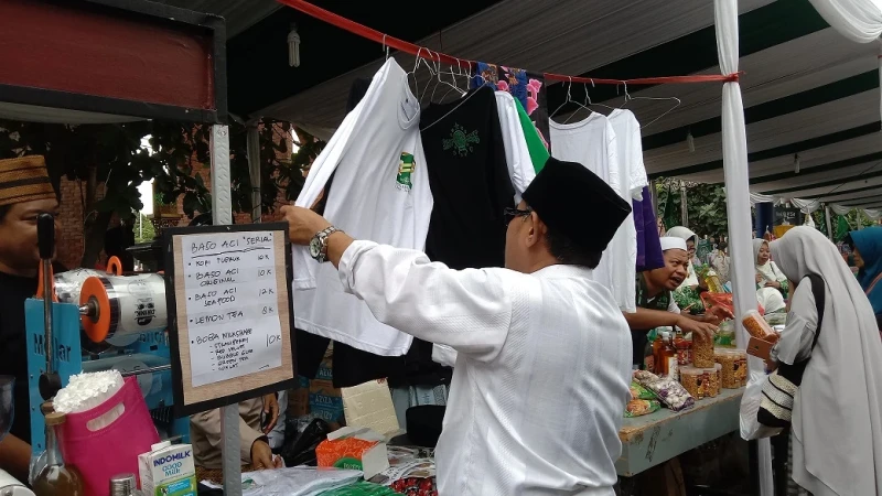 Bazar UMKM Ramaikan Tabligh Akbar Satu Abad NU Kota Cirebon