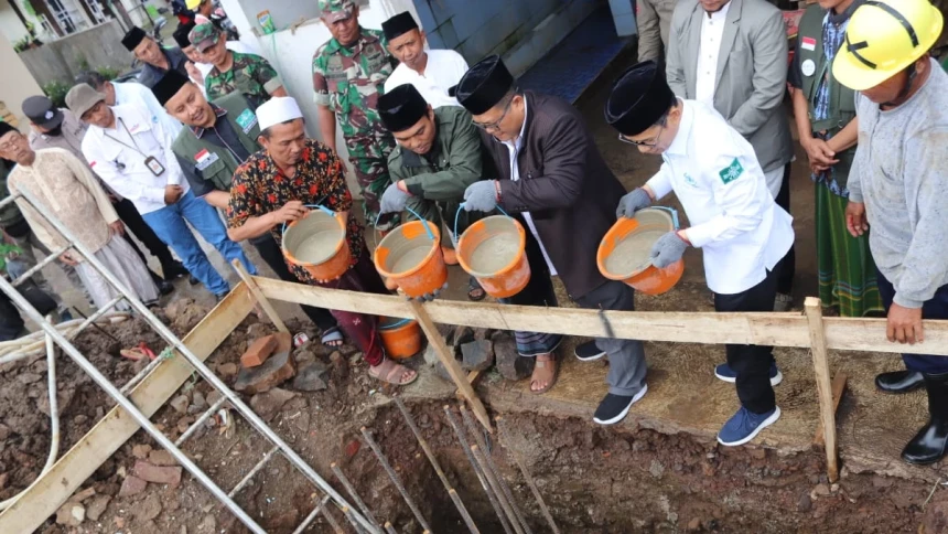 NU Peduli Letakkan Batu Pertama Pembangunan Masjid di Cianjur