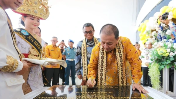 Gubernur Arinal Djunaidi Resmikan Gedung Perpustakaan Provinsi Lampung ...