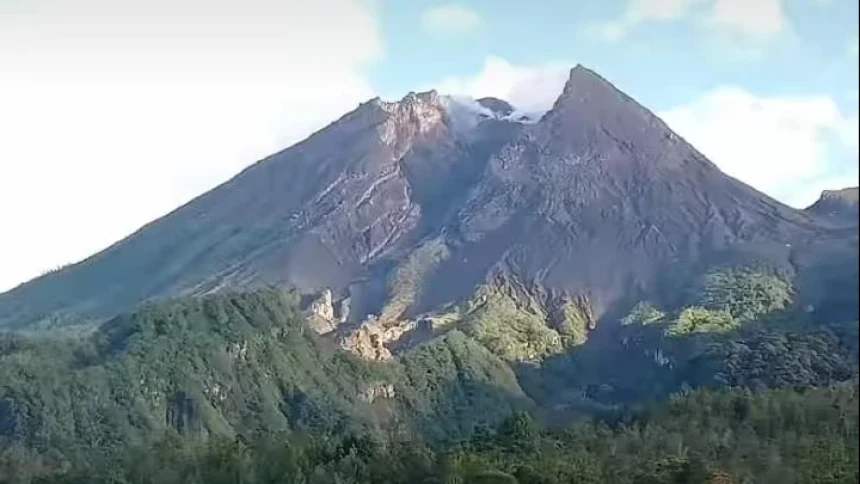 Beberapa Gunung Api di Indonesia Berpotensi Erupsi Bersamaan, Ini Penyebabnya