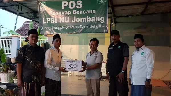 Banjir Jombang Masuki Hari Ke-9, LPBI PCNU Tetap Siaga di Lokasi Bencana