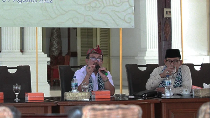 Hadiri PKL PMII ke-V, Bupati Cirebon Pesankan Hal Ini untuk Kader