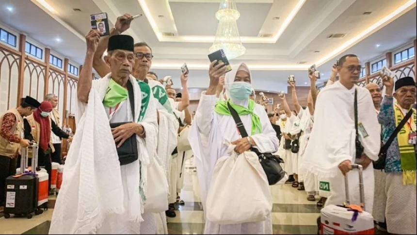 393 Jamaah Haji Gelombang 2 dari Banten Diterbangkan ke Jeddah