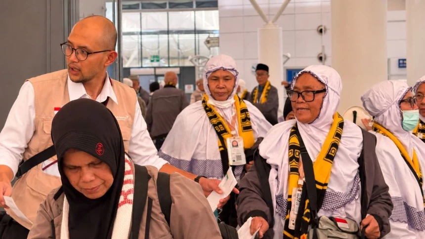 Kembali ke Tanah Air, Jamaah Haji Diimbau Patuhi Ketentuan Penerbangan