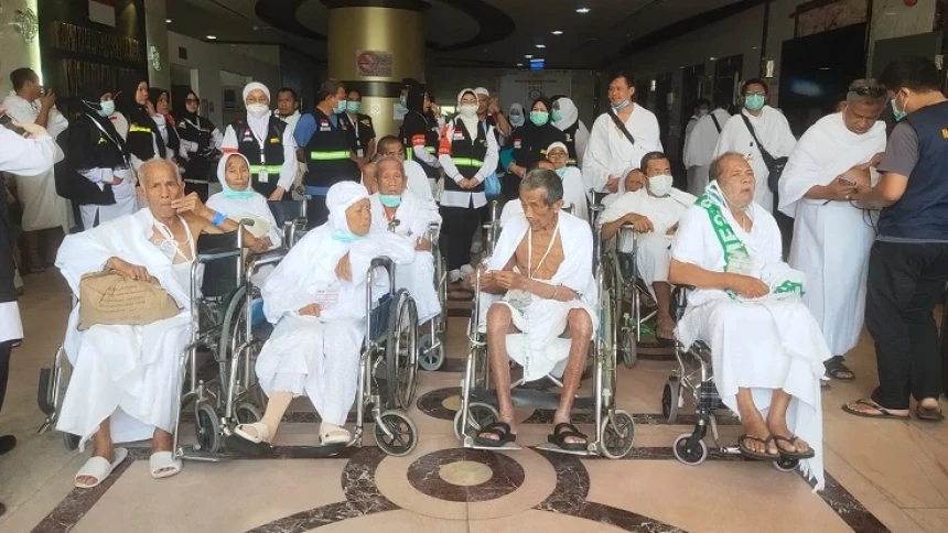 238 Jamaah Haji Indonesia yang Sakit Disafariwukufkan dari KKHI
