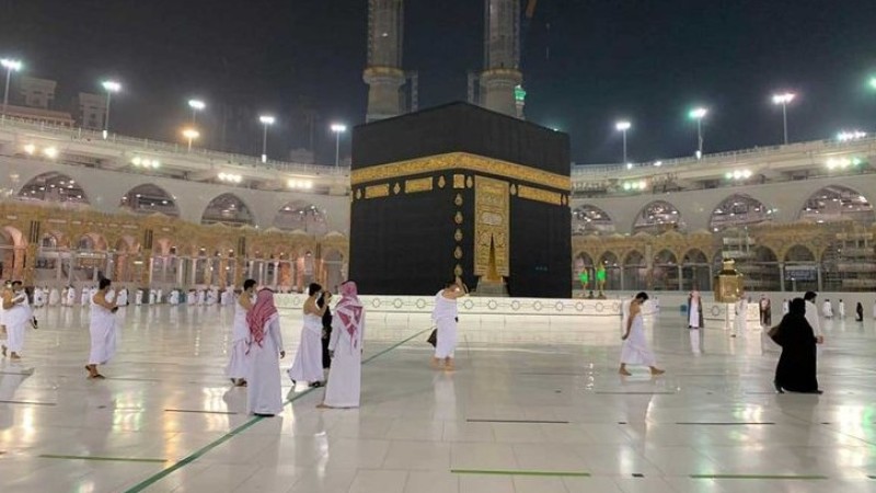 Arab Saudi Buka Ibadah Umrah bagi WNI, Begini Syaratnya