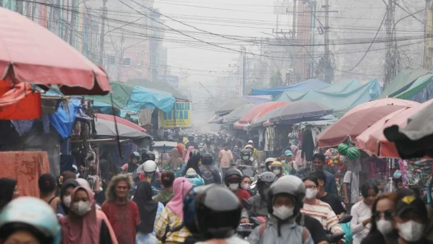 Asap Karhutla Selimuti Palembang, Jarak Pandang Penerbangan Turun hingga 400 Meter