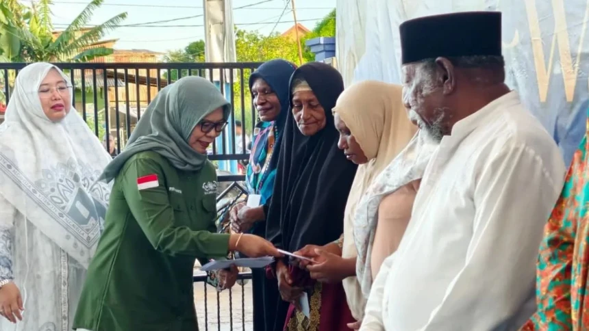 Hadir di Ujung Timur Negeri, NU Care-LAZISNU Tebar Santunan kepada Ratusan Warga Merauke Papua Selatan