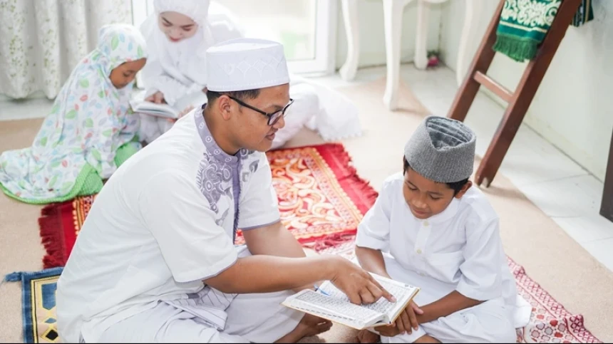 Keutamaan Mendidik Anak dalam Islam