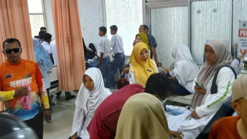 Puluhan Siswa MTsN 1 Pariaman Diduga Keracunan MBG, Pemerintah Harusnya Evaluasi Tata Kelola