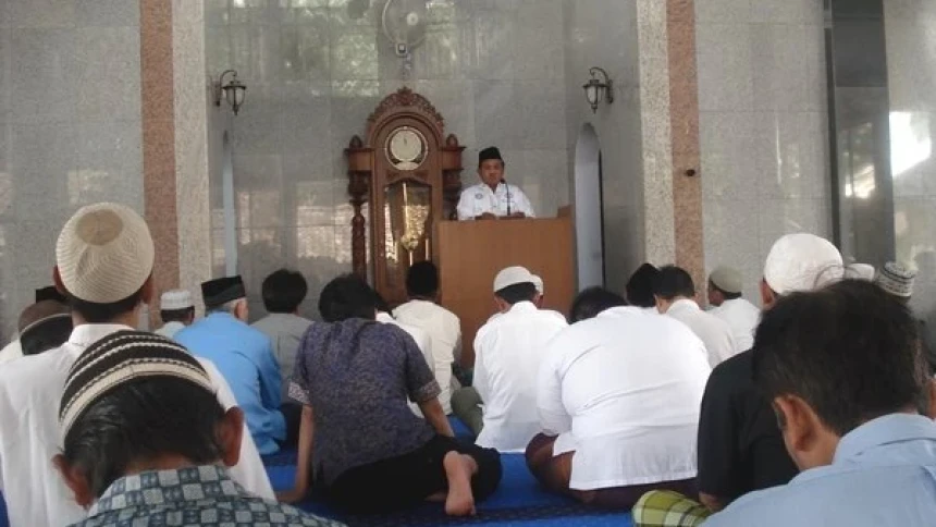 Khutbah Bahasa Jawa: Tradisi Sedekahan dan Donga Tolak Balak ing Wulan Sapar