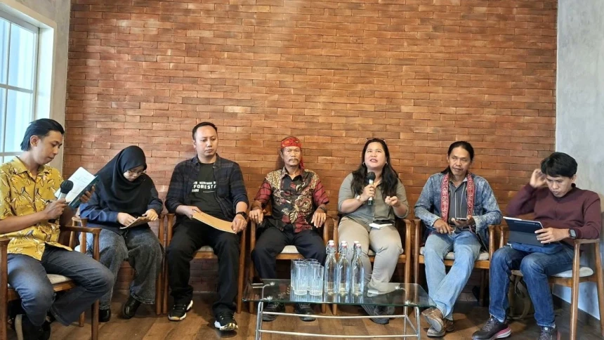 5 Tahun Dikriminalisasi, Koalisi Masyarakat Adat Desak DPR Lindungi Hak Masyarakat Adat Kalimantan Barat