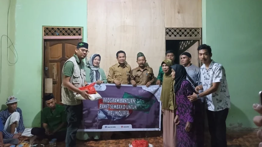 Hadir di Kalimantan Barat, LAZISNU Sambas Berbagi untuk Kaum Dhuafa di Sebambang