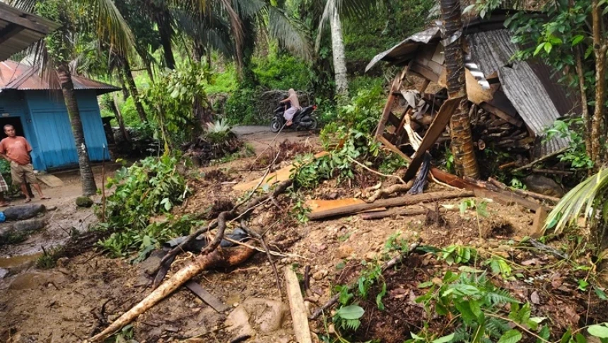 Mensos Gus Ipul Instruksikan Jajarannya Respons Cepat Longsor di Padang Lawas