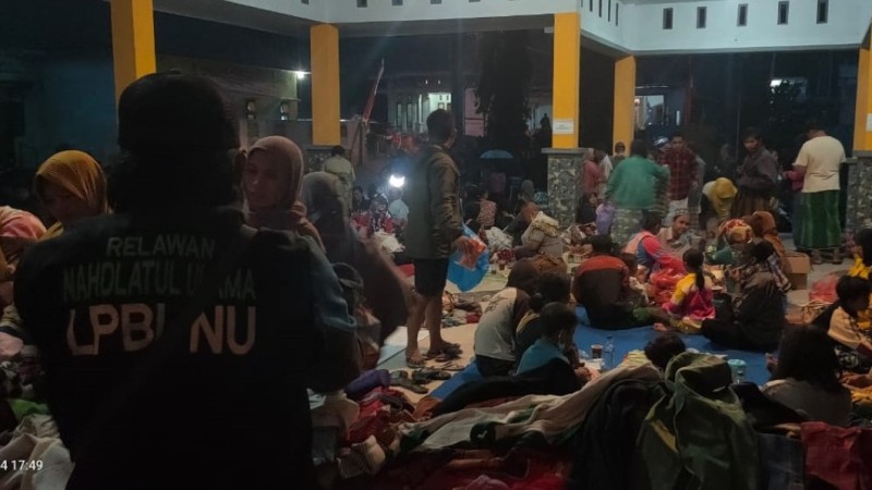 LPBINU Lumajang: Evakuasi Korban Terdampak Erupsi Semeru Terus Berlanjut