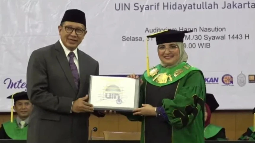 Lukman Hakim Saifuddin Raih Gelar Doktor Kehormatan dari UIN Jakarta