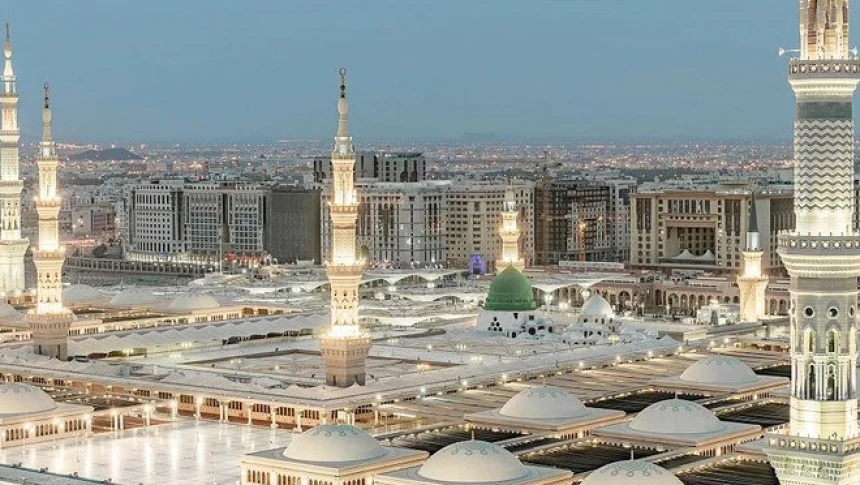 Makin Bebas, Saudi Pastikan Kesakralan Makkah dan Madinah Tetap Terjaga