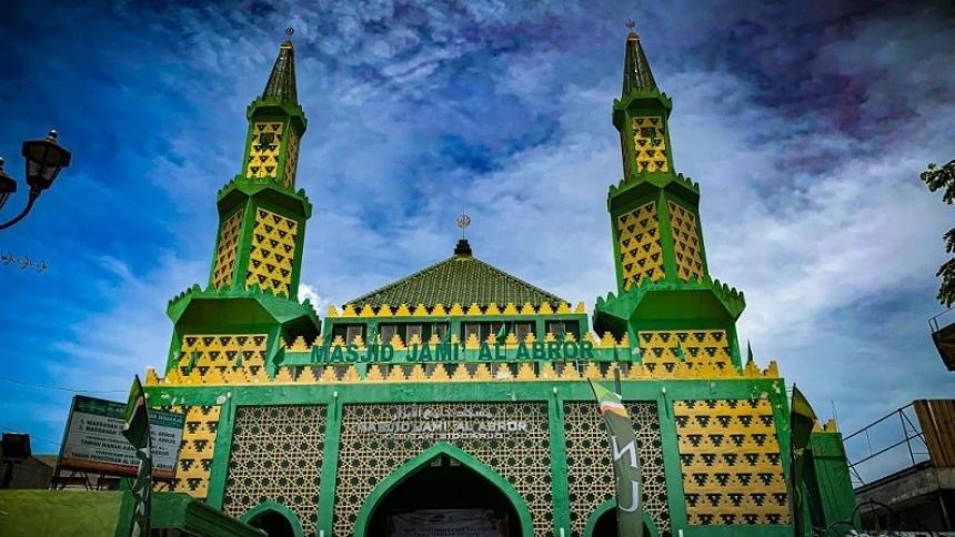 Masjid Al-Abror, Berdiri Sejak 1678, Erat dengan Penyebaran Islam dan Berdirinya Sidoarjo