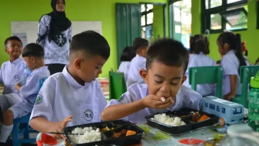Keruk Hampir 30 Persen Dana Pendidikan, Anggaran BMG-BGN Lampaui Tiga Kementerian yang Urus Pendidikan