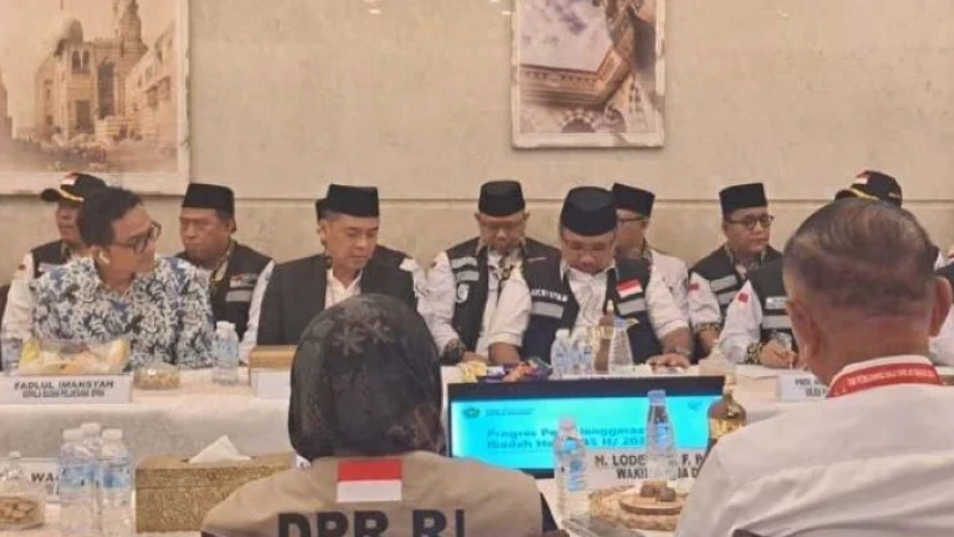 Jamaah akan Masuk Arafah, Menag Yaqut Dorong Antisipasi Ketersediaan 13 Ribu Smart Card untuk Jamaah Haji Indonesia