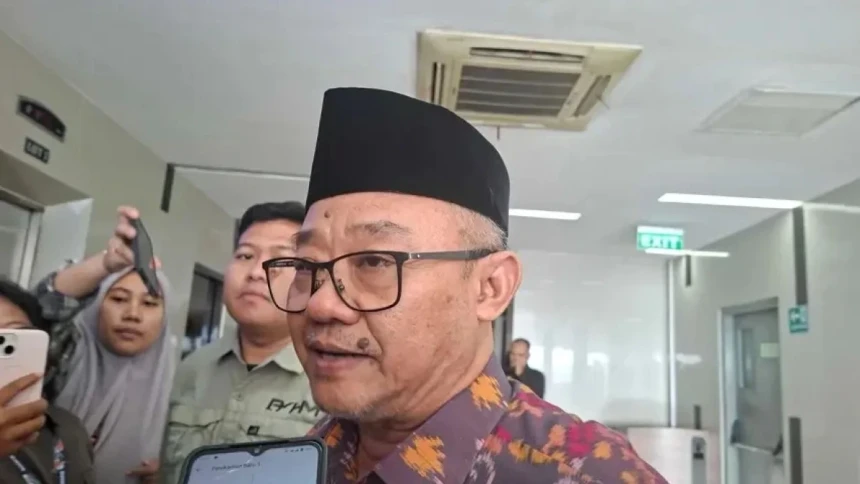 Erupsi Gunung Anak Krakatau, Mendikdasmen Izinkan Sekolah Sesuaikan Jam Belajar hingga Terapkan PJJ