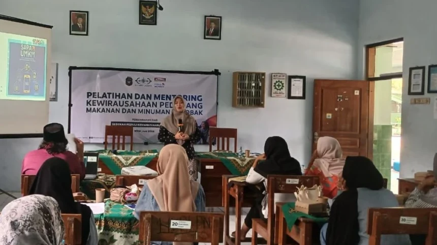 NU-Care LAZISNU Gelar Pelatihan UMKM, Salurkan Gerobak dan Modal Usaha di Kota Blitar