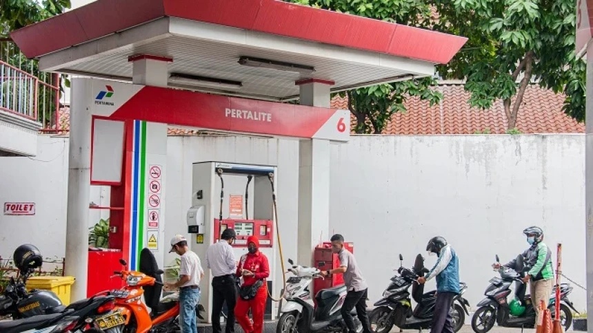 Indonesia Masih Gunakan BBM Kotor, Pengamat: Ada Kepentingan Politik
