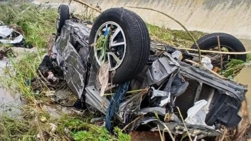 Banjir Bandang Melanda Cirebon, Rendam Ratusan Rumah dan Menghanyutkan Mobil 