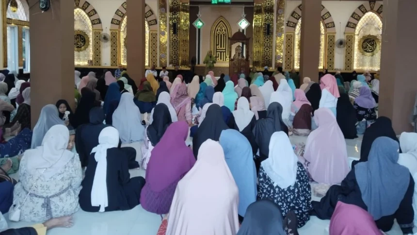 Perkokoh Kepedulian Sosial, Muslimat NU Luwu Timur Sulsel Santuni Anak Yatim di Bulan Muharram
