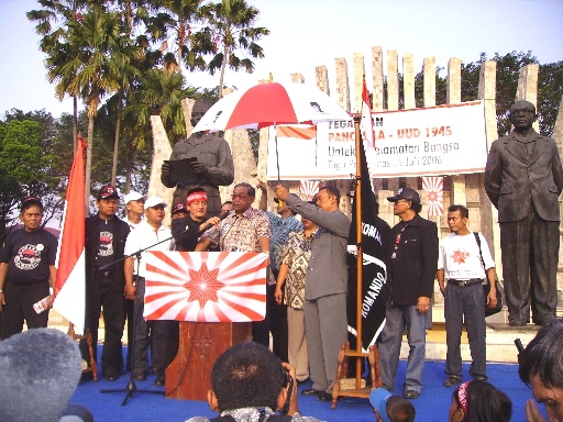 Gus Dur to worry about Amendment of 1945 Constitution