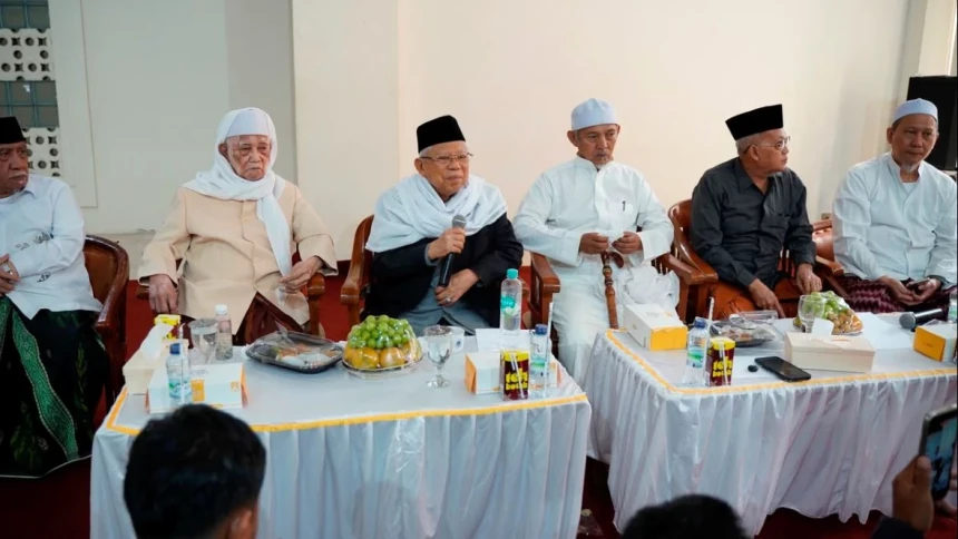 Kumpul di Kediri, para Kiai Sepuh Ingatkan Muktamirin: Jaga Marwah Jam’iyyah, Hindari Tekanan dan Pertikaian