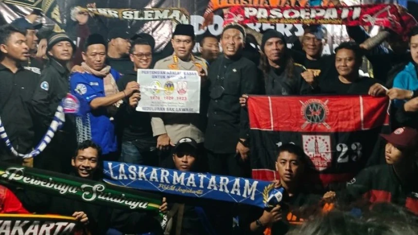 Setelah Tragedi Kanjuruhan Suporter Indonesia Siap Berdamai