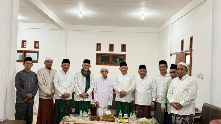 PBNU Silaturahim ke Sejumlah Pesantren di Jawa Timur, Dorong Relevansi Qanun Asasi